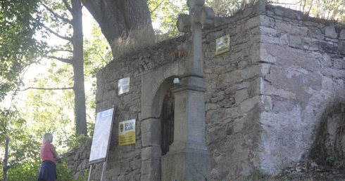 "Coś z niczego" w Uniemyślu