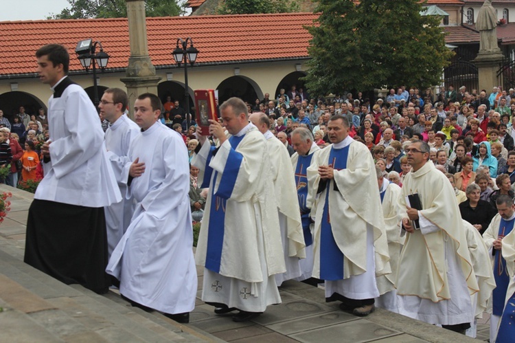 8. Pielgrzymka Rodzin do Kalwarii Zebrzydowskiej - cz. 1