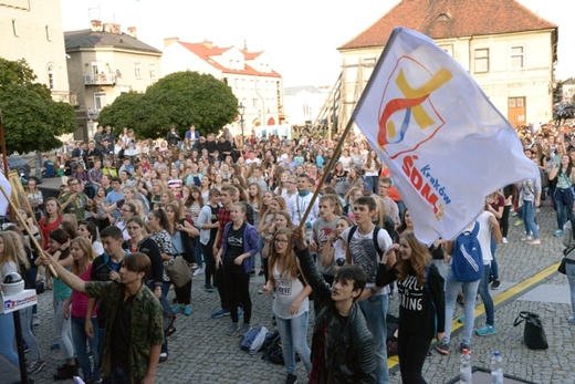 Apel Młodych w Radomiu