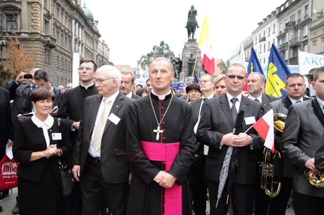 Marsz Akcji Katolickiej z pl. Matejki na Rynek Główny