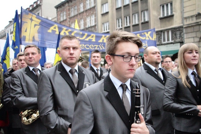 Marsz Akcji Katolickiej z pl. Matejki na Rynek Główny