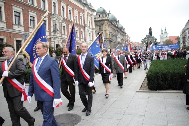 Marsz Akcji Katolickiej z pl. Matejki na Rynek Główny