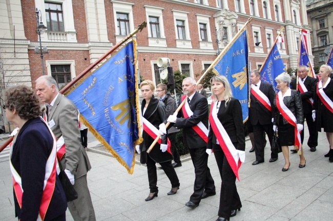 Marsz Akcji Katolickiej z pl. Matejki na Rynek Główny