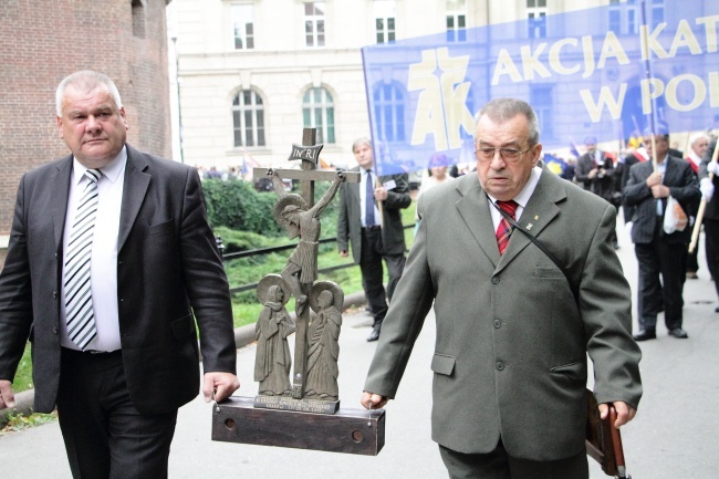 Marsz Akcji Katolickiej z pl. Matejki na Rynek Główny