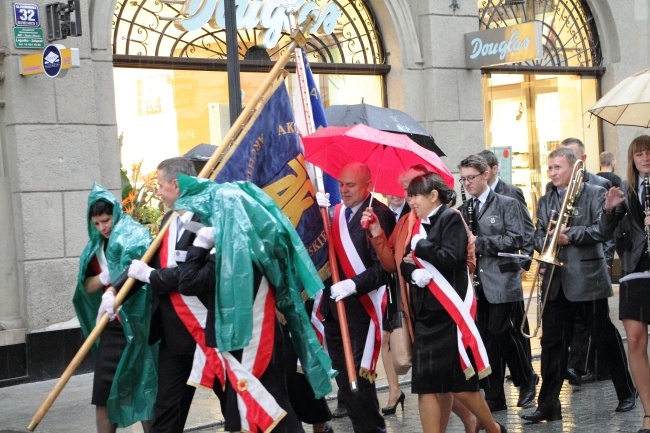 Marsz Akcji Katolickiej z pl. Matejki na Rynek Główny