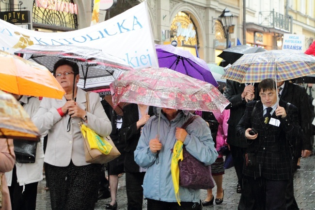 Marsz Akcji Katolickiej z pl. Matejki na Rynek Główny