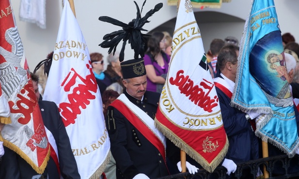 Powrócić do ideałów
