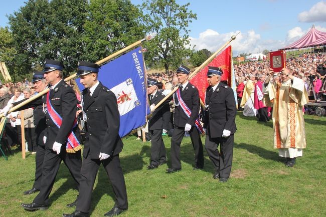 Eucharystia odpustowa w Skrzatuszu 