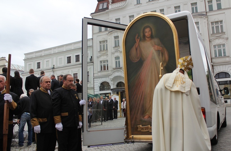 Obraz Jezusa Miłosiernego już przyjechał do Cieszyna! - cz. 1