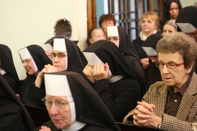 Powitanie obrazu Jezusa Miłosiernego w kościele św. Marii Magdaleny w Cieszynie