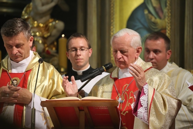 Powitanie obrazu Jezusa Miłosiernego w kościele św. Marii Magdaleny w Cieszynie