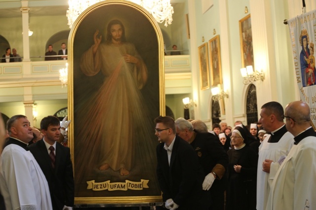 Powitanie obrazu Jezusa Miłosiernego w kościele św. Marii Magdaleny w Cieszynie