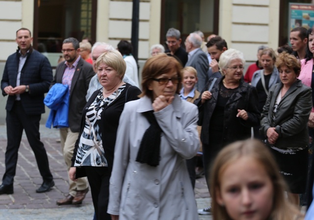 Powitanie obrazu Jezusa Miłosiernego w kościele św. Marii Magdaleny w Cieszynie