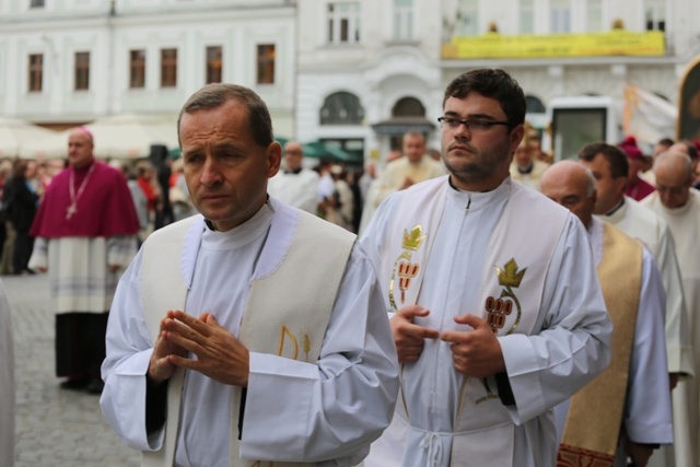 Powitanie obrazu Jezusa Miłosiernego w kościele św. Marii Magdaleny w Cieszynie