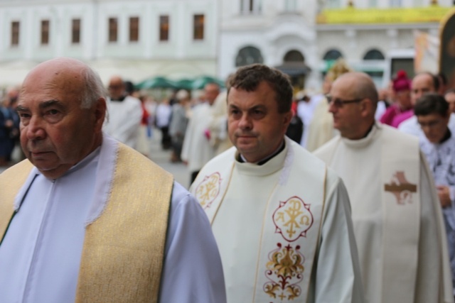 Powitanie obrazu Jezusa Miłosiernego w kościele św. Marii Magdaleny w Cieszynie