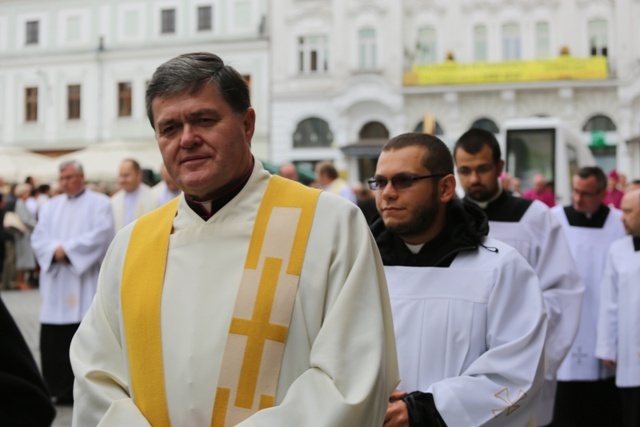 Powitanie obrazu Jezusa Miłosiernego w kościele św. Marii Magdaleny w Cieszynie