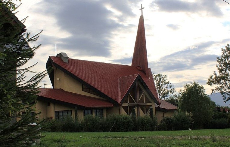 Parafia Miłosierdzia Bożego w Żywcu-Moszczanicy