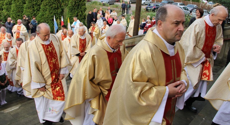 Kościół oddany Bogu