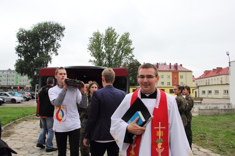 Symbole ŚDM w łęczyckich szkołach