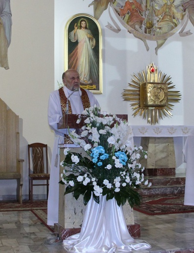 Uroczystość posłania na misje ks. P. Skraby