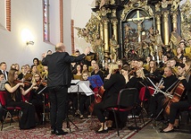 W tegorocznych warsztatach wzięło udział 80 chórzystów i ponad  20 instrumentalistów, w sumie ponad  100 wykonawców