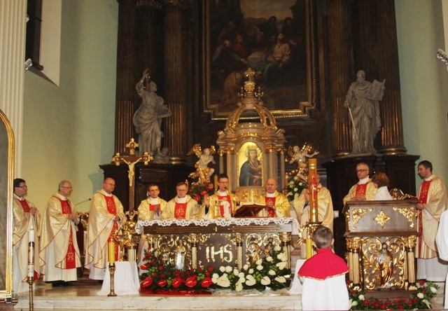 Noc z Miłosiernym w kościele św. Marii Magdaleny w Cieszynie