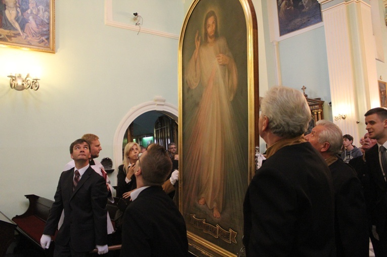 Wprowadzenie Znaków Miłosierdzia do kościoła św. Marii Magdaleny w Cieszynie