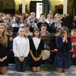 Zawierzenie szkół katolickich i parafii św. Marii Magdaleny