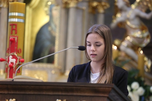 Zawierzenie szkół katolickich i parafii św. Marii Magdaleny