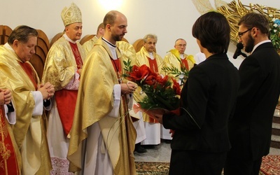 Wczoraj ks. Pawła Tabisia żegnali parafianie