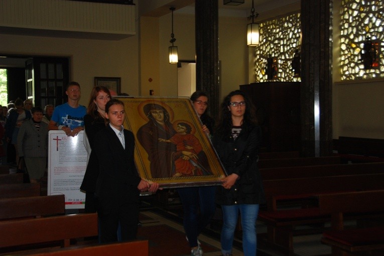 Symbole ŚDM w Woźniakowie
