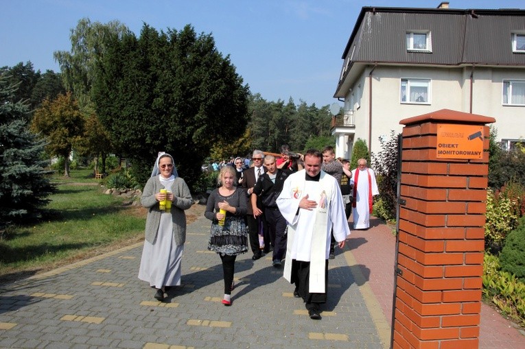 Symbole ŚDM w Mocarzewie