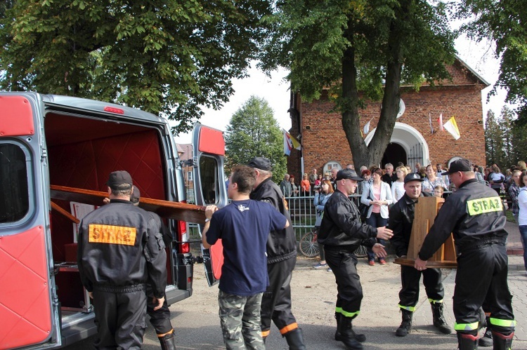 Symbole ŚDM w Giżycach