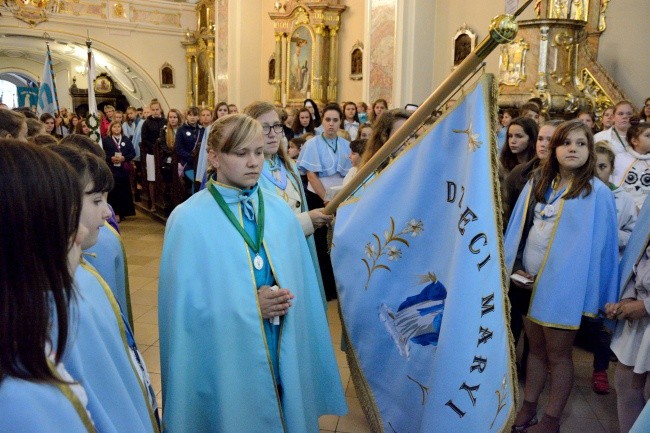 Dzieci Maryi u św. Anny