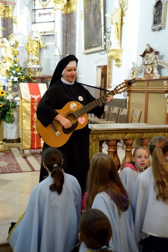 Dzieci Maryi u św. Anny