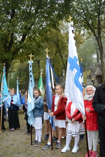 Dzieci Maryi u św. Anny