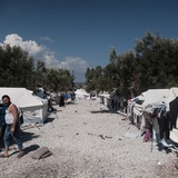 Lesbos: Tymczasowe obozy