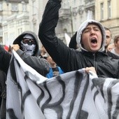 Manifestacja przeciw imigrantom w Katowicach
