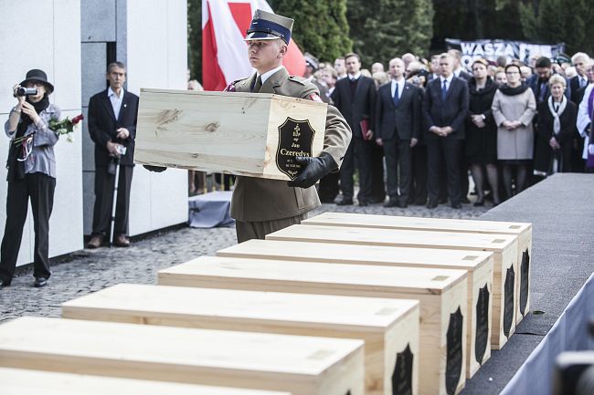 Cześć i chwała bohaterom