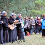 Pielgrzymka katechetów i nauczycieli do Chrust