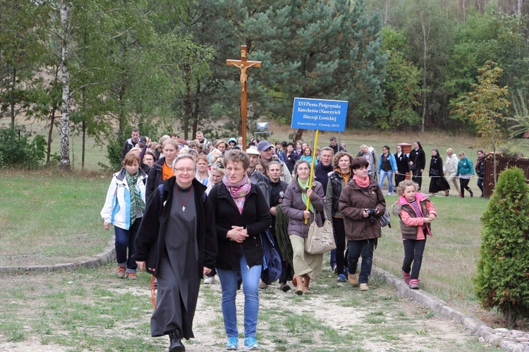 Pielgrzymka katechetów i nauczycieli do Chrust