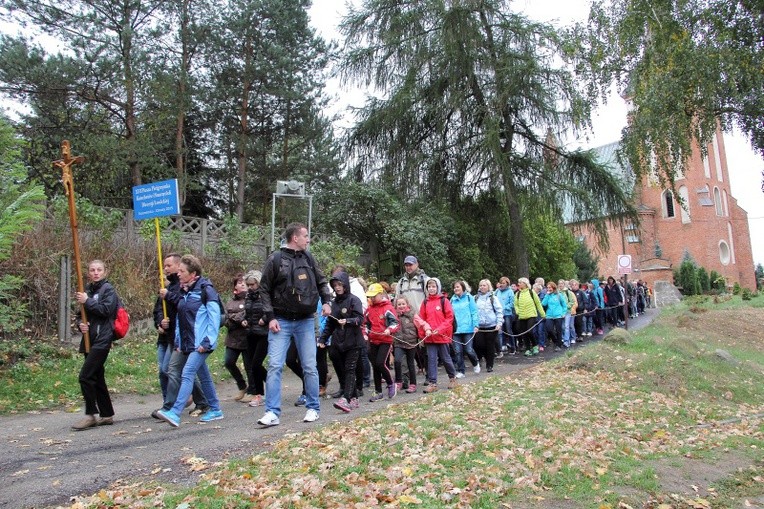 Pielgrzymka katechetów i nauczycieli do Chrust