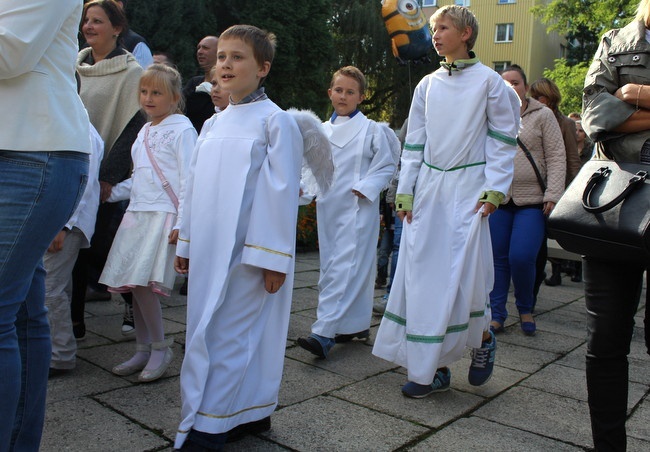 Korowód aniołów w Nowym Bieżanowie