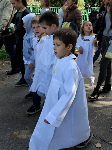 Korowód aniołów w Nowym Bieżanowie