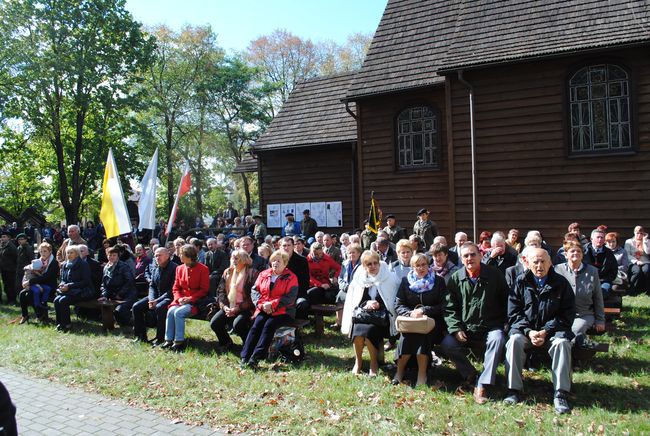 Patriotycznie w Momotach