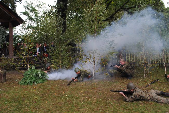 Patriotycznie w Momotach