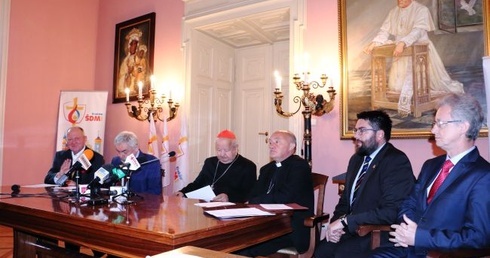 Zbiorą literackie dziedzictwo Karola Wojtyły
