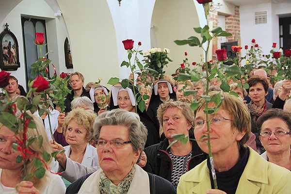 Święta Rita zrealizowała wszystkie dostępne kobiecie powołania: była żoną, matką, wdową, siostrą zakonną i wielką mistyczką. Jej kult dynamicznie się rozwija