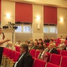 Ks. Maciej Górka z uczestnikami sympozjum misyjnego, które odbyło się we wrześniu w Gliwicach