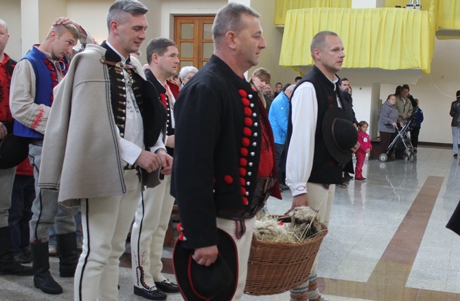 II Łossod w Szczyrku - Msza św. w kościele śś. Piotra i Pawła